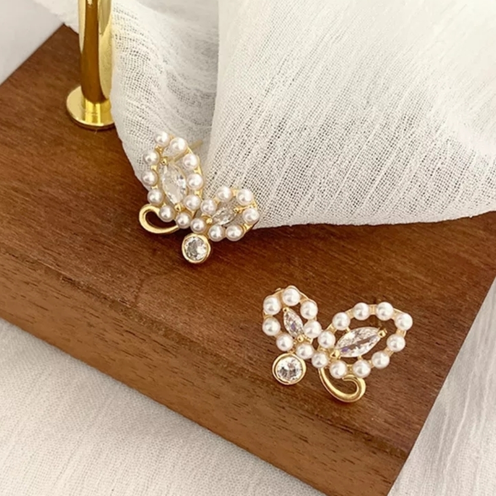 Butterfly Pearl Earrings